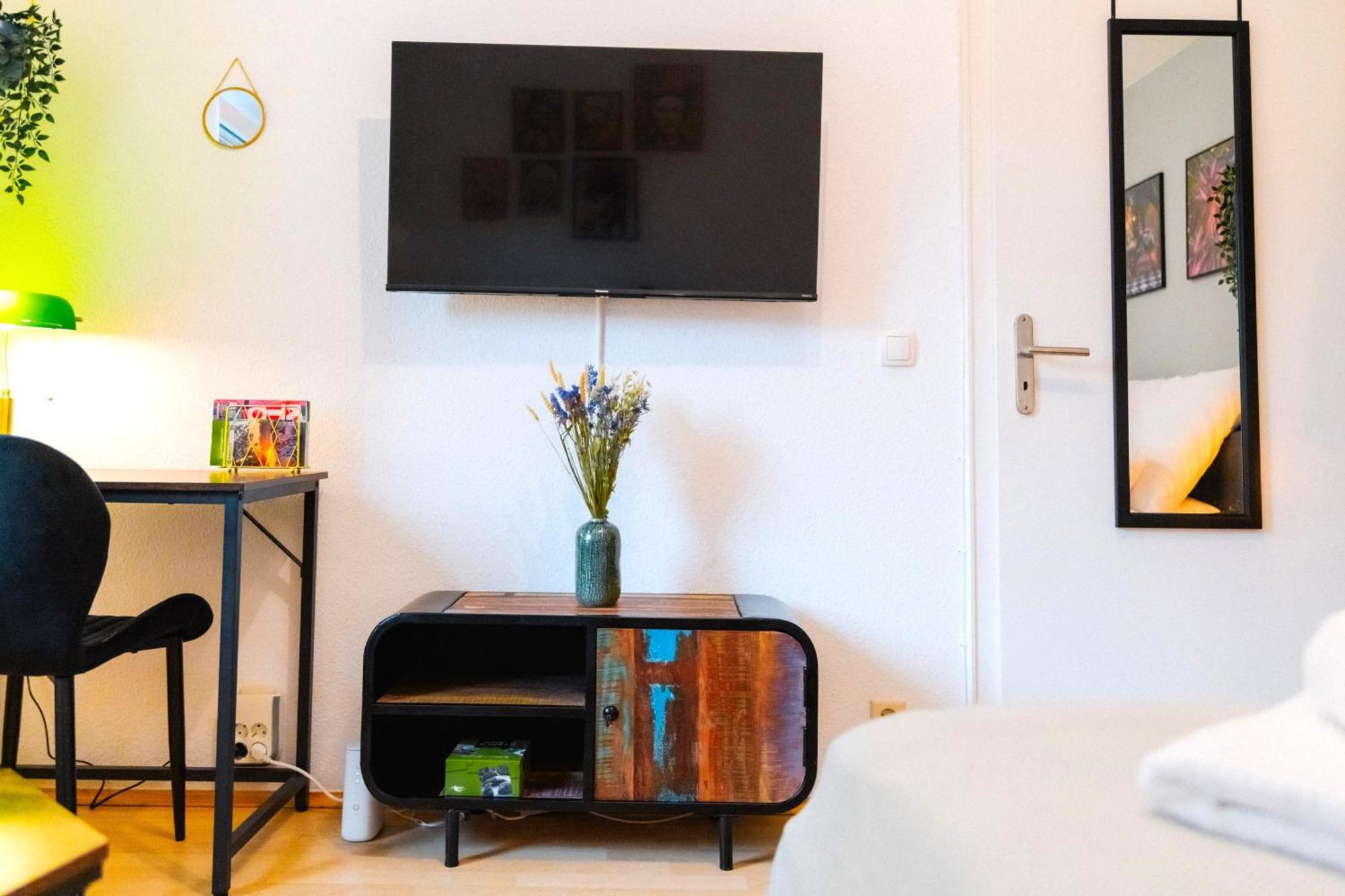 Gemuetliches Zentrales Apartment, Free Parking Бохольт Экстерьер фото